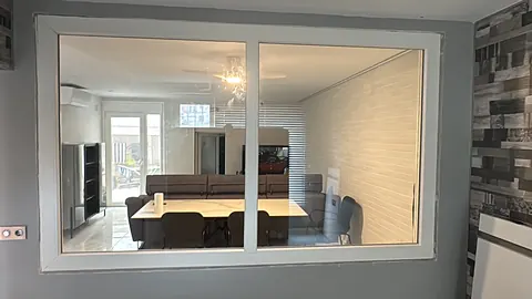 Ventana interior entre estancias